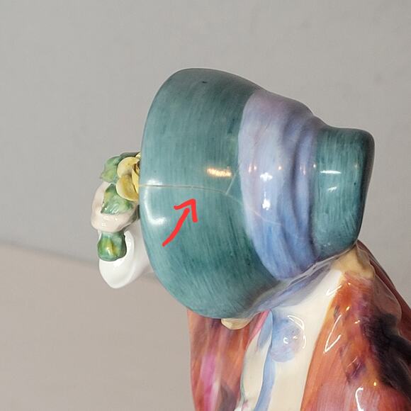 Vintage Royal Doulton Lady Charmian Bone China Figurine HN1949 England CRACKED - Picture 8 of 12